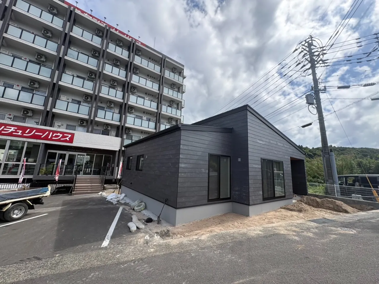 センチュリーハウス様　川内モデルハウス　エクステリア工事着工！